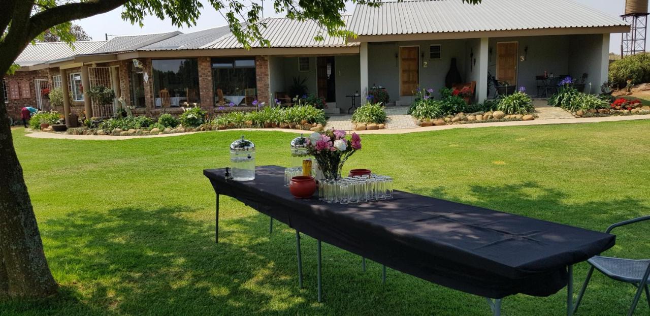 Forest Hill Country Lodge Piet Retief Esterno foto