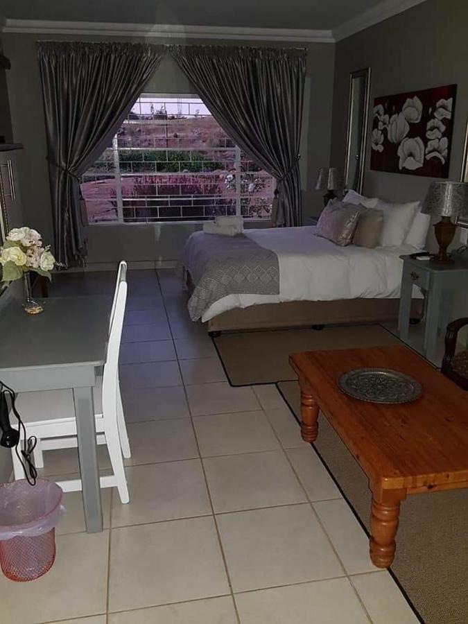 Forest Hill Country Lodge Piet Retief Esterno foto